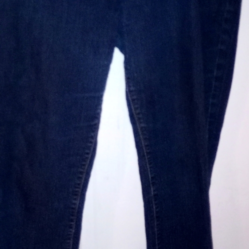 Women's Old Navy Rockstar jeans size 16 stretchy